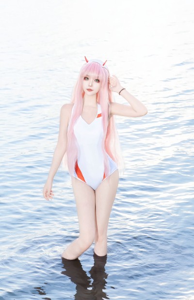 dy@绛南学姐ovo drling 海的那边是什么 cos 二次元 cosplay 02泳装 darlinginthefranxx