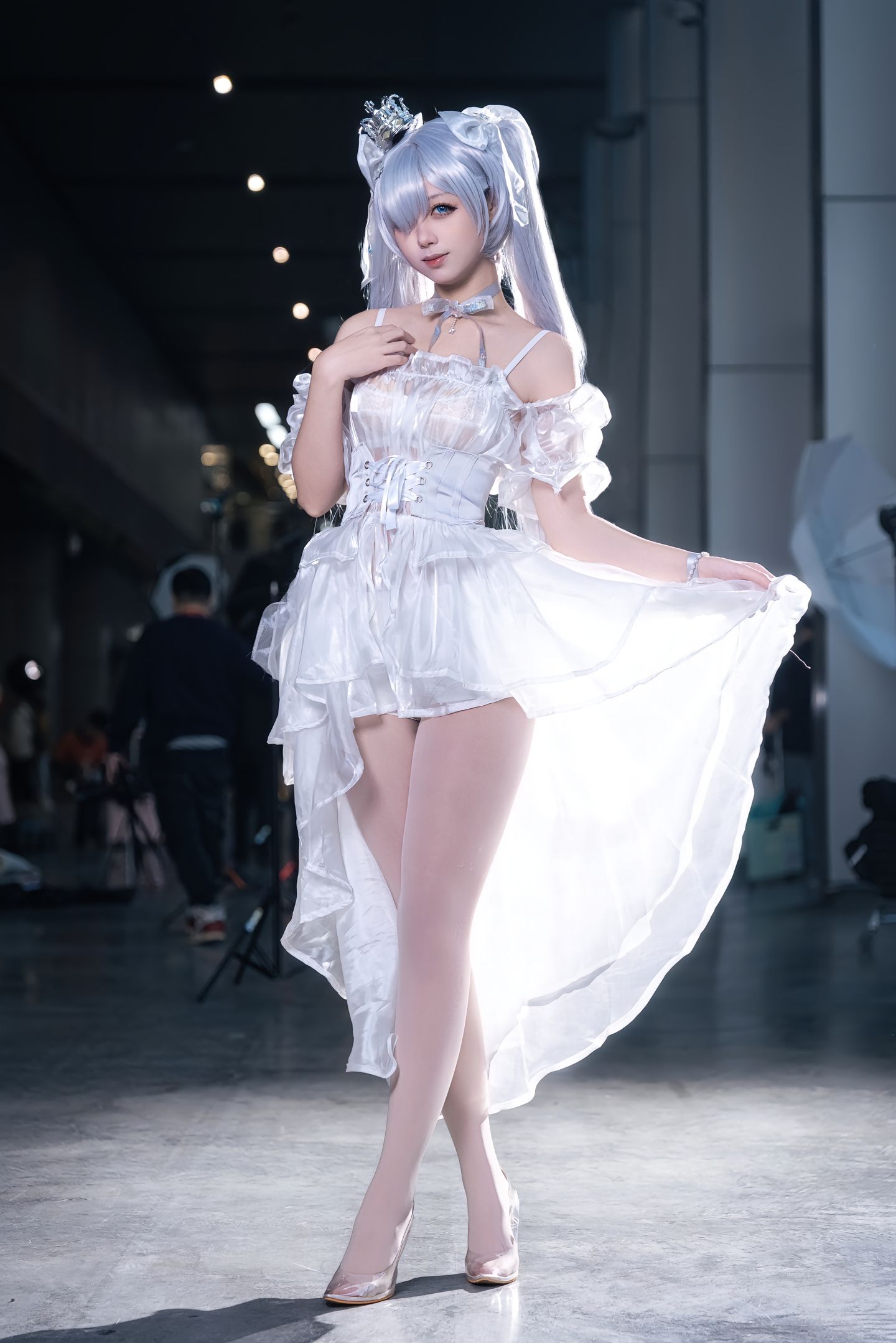 @月定_ 灰姑娘我好喜欢你啊… cosplay nikke 灰姑娘 nikke胜利女神 cos  第3张