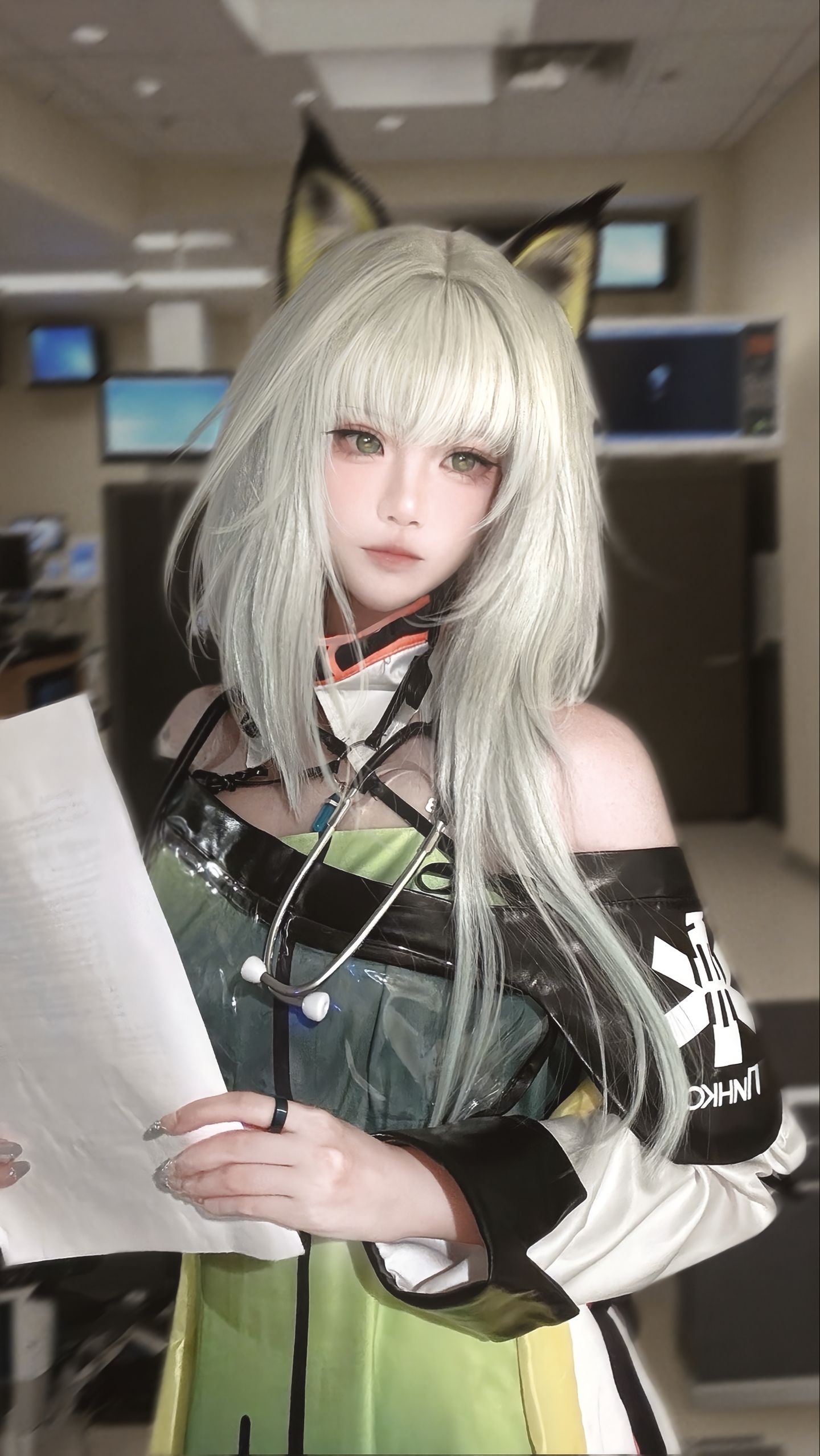 @琉璃璃 牢猫还会再见面吗 你一定要幸福 牢猫😭 #凯尔希 #明日方舟 #明日方舟离解复合  第2张