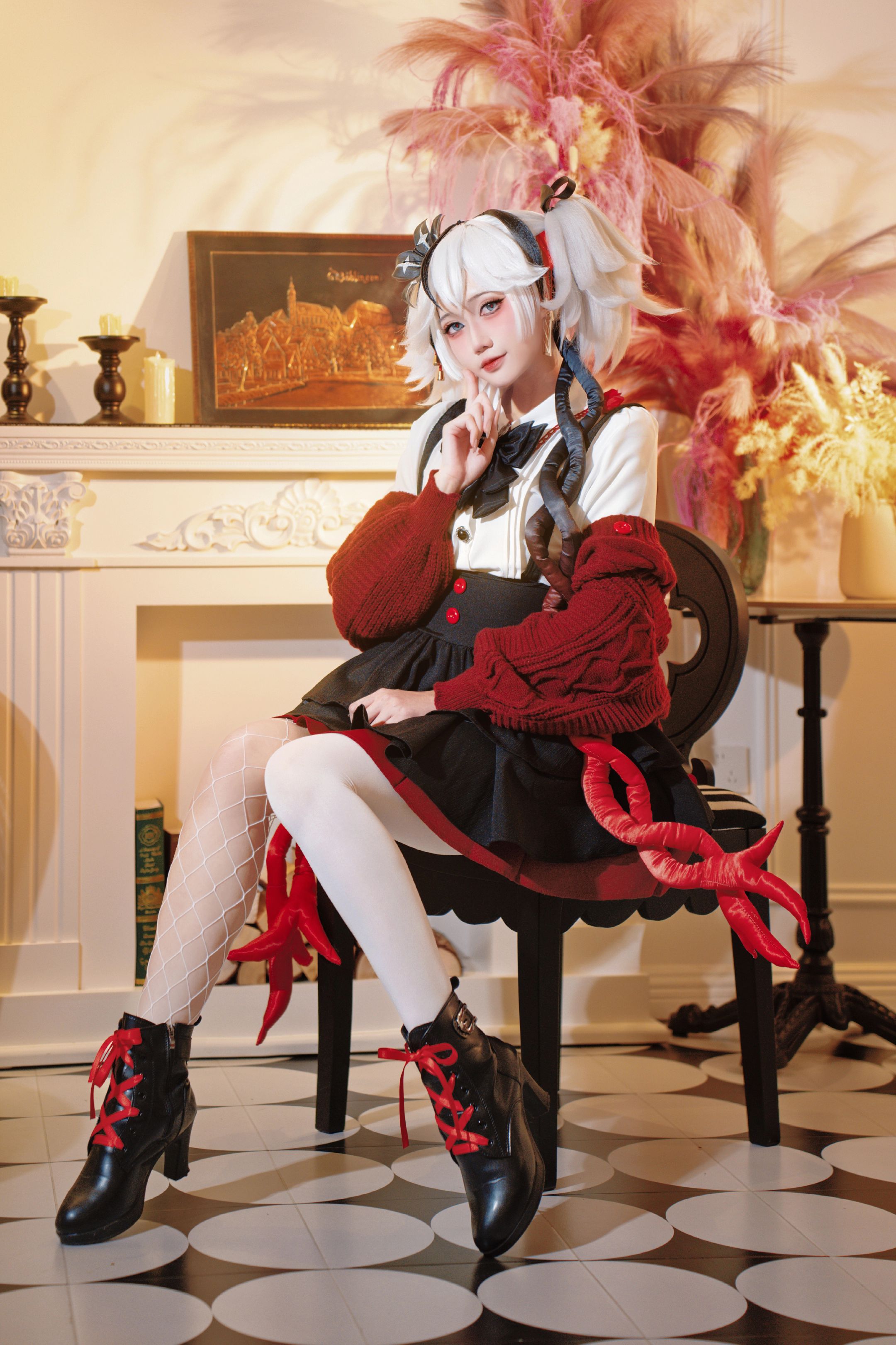 dy@柒染爱喝奶茶 邪恶草莓🍓小蛋糕 椿の冬日邀约 cos 鸣潮 椿 冬日邀约  第3张