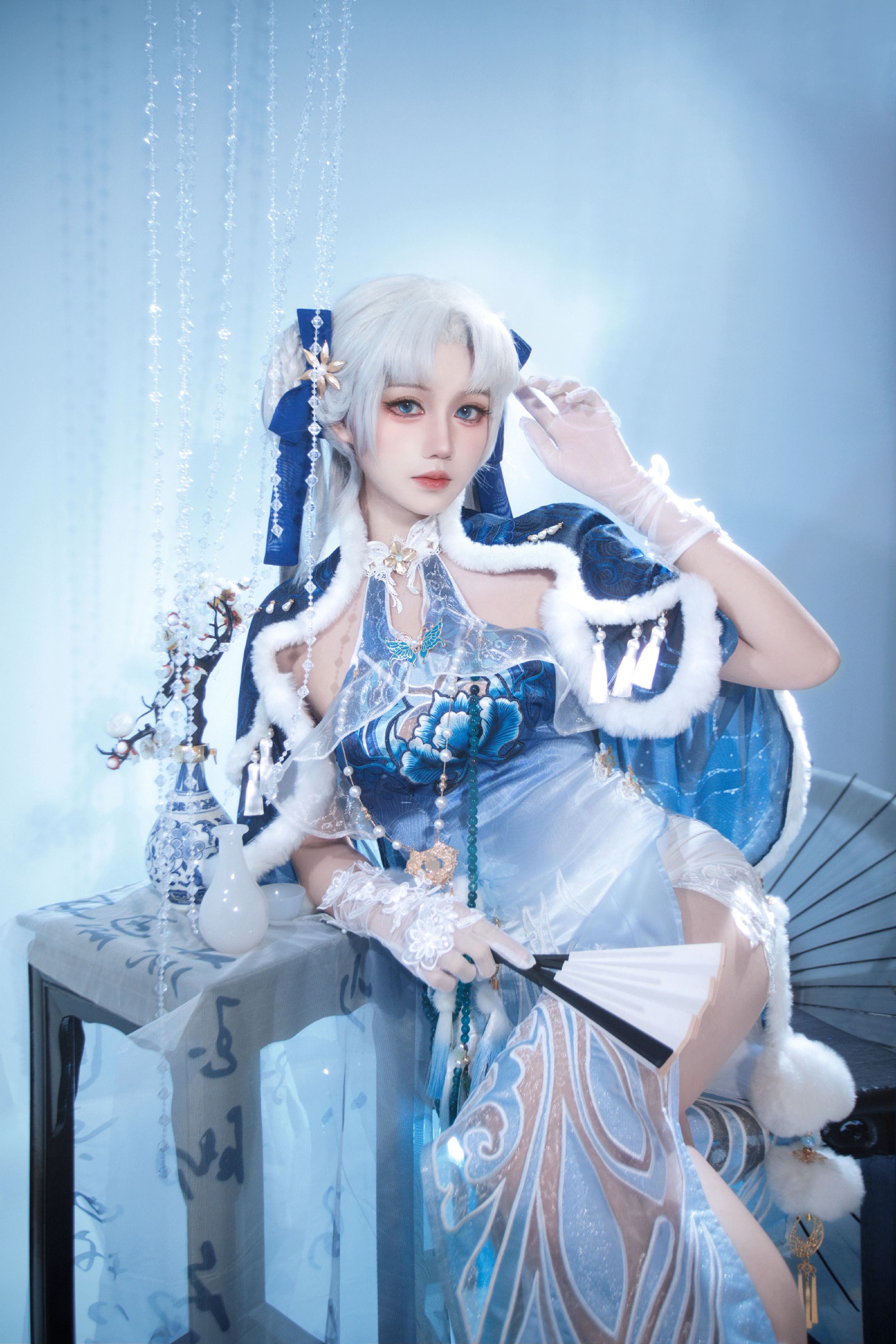 dy@柒染爱喝奶茶 无极帝国该迎来它真正的主人了 cos 永劫无间 顾清寒 藏雨阁主 旗袍  第3张