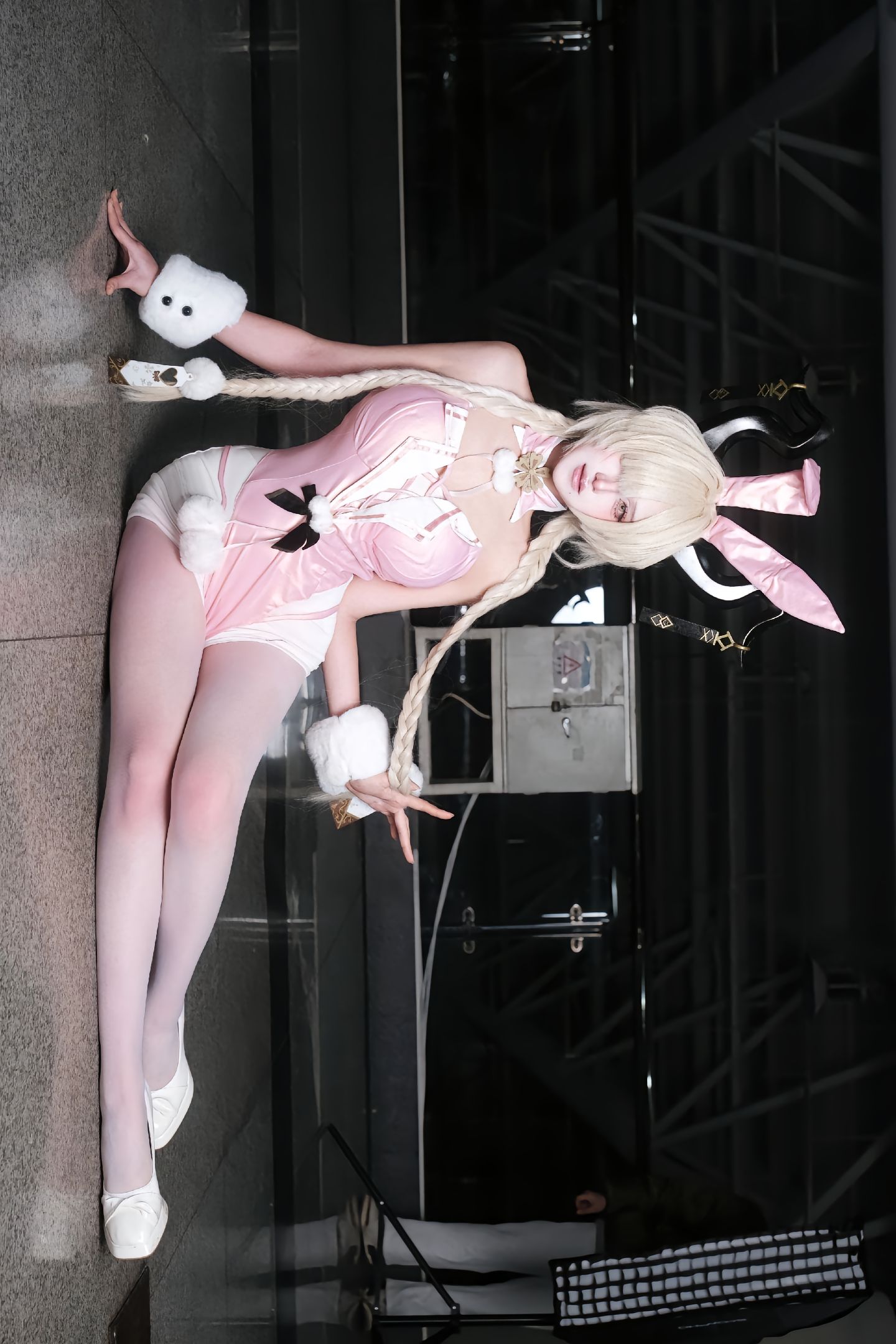 dy@月喑yīn 我猜有人要爱上我了 cos 碧蓝航线 兔女郎 御姐 漫展  第2张