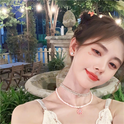 甜到心里！2025夏日女生头像合集，每一款都超有范儿  第4张