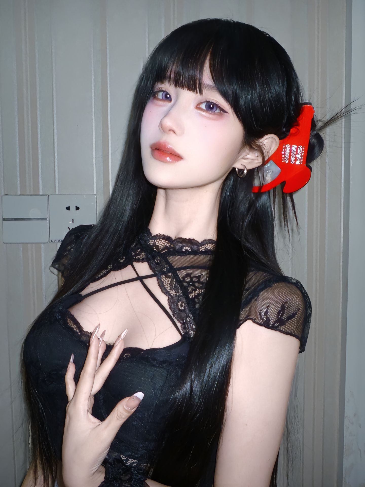 dy@一颗李建勋 姐姐 清冷感 黑长直 分享照片 inmyfeelings  第4张